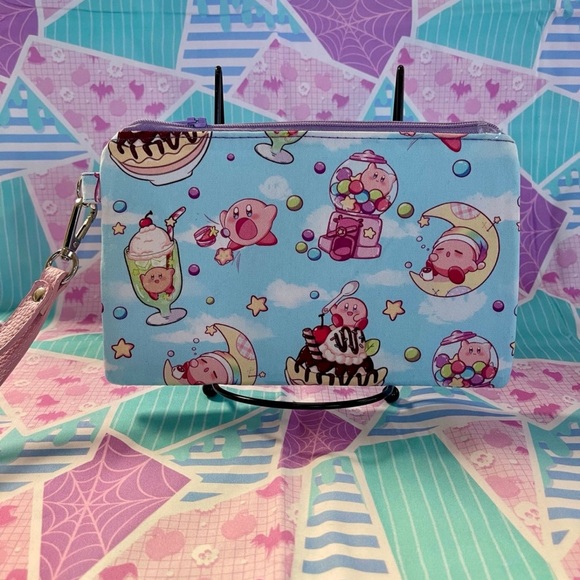 Kirby Pouch - Picture 1 of 3